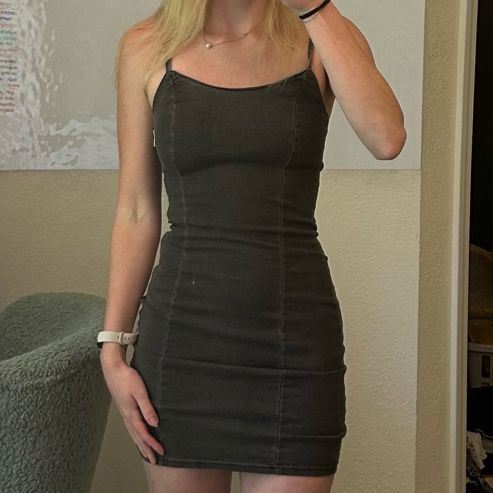 Slim Fit Spaghetti Strap Mini Dress - Black